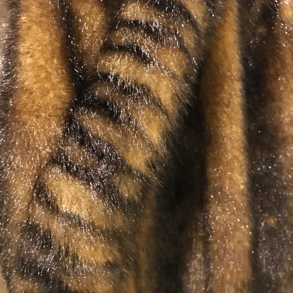 Women’s Fur Coat Brown
